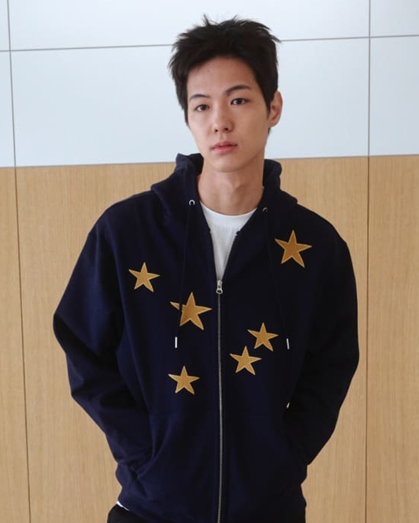 スターシンボルフードハーフジップフードパーカー[ネイビー