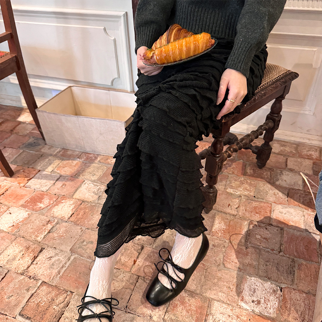 黒 フリル付きロングスカート 大人ティアードフリルチュールスカート ロング（スカート）｜DAY