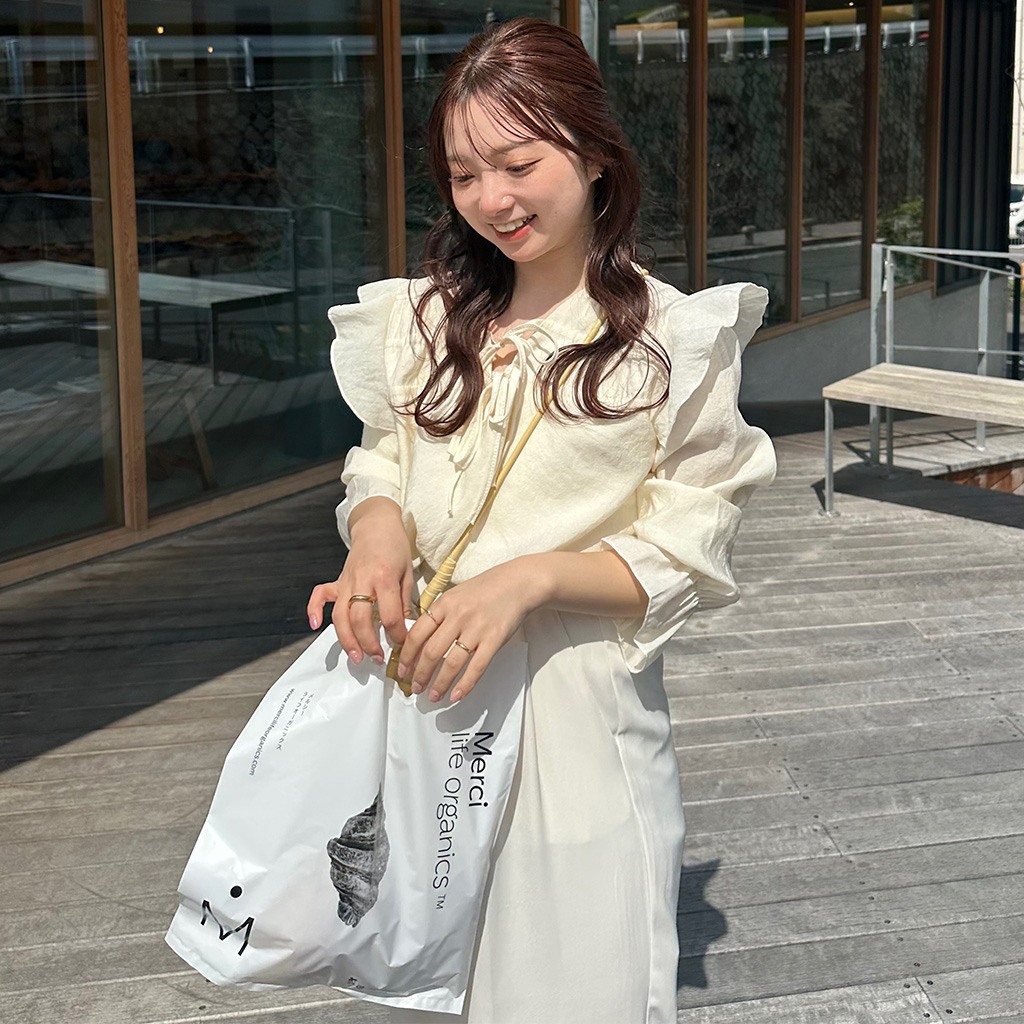 BABY リボン衿ブラウス ブラウン Snow White ♡ Lace up Stand-up Collar Blouse by Baby, the