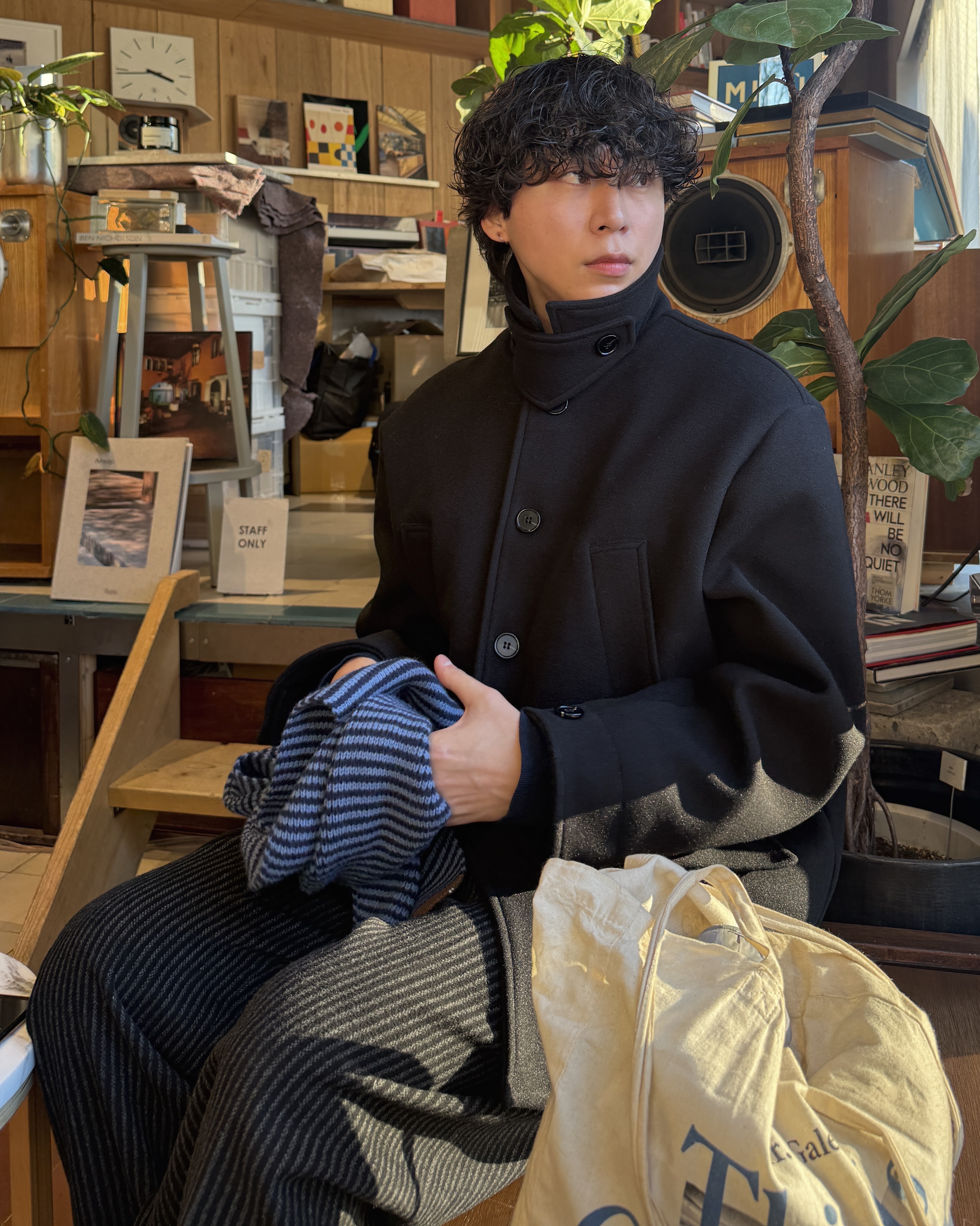 ウールボタンハーフコート