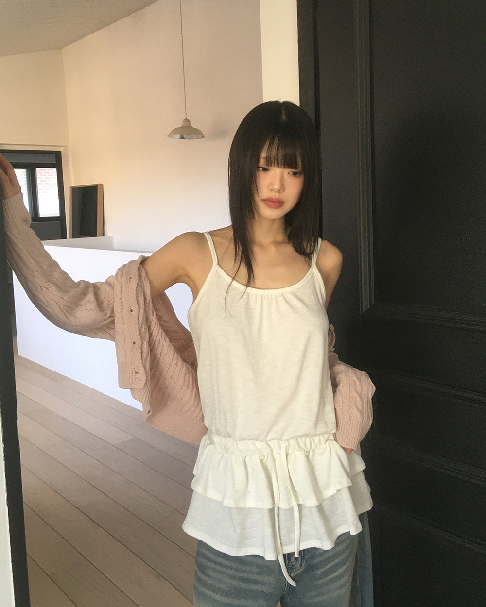 NUGU uloi ティアードフリルキャミトップ ベージュ NUGU uloi ティアードフリルキャミトップ ベージュ - メルカリ