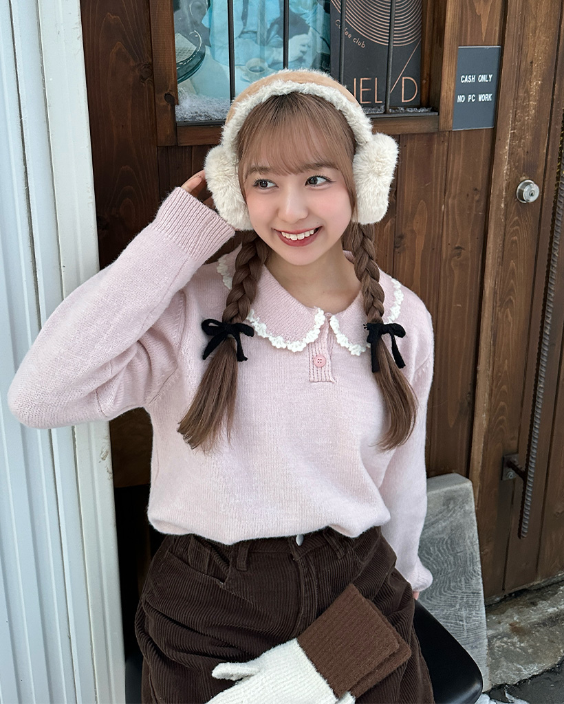 ネックレースポイントラウンドニット