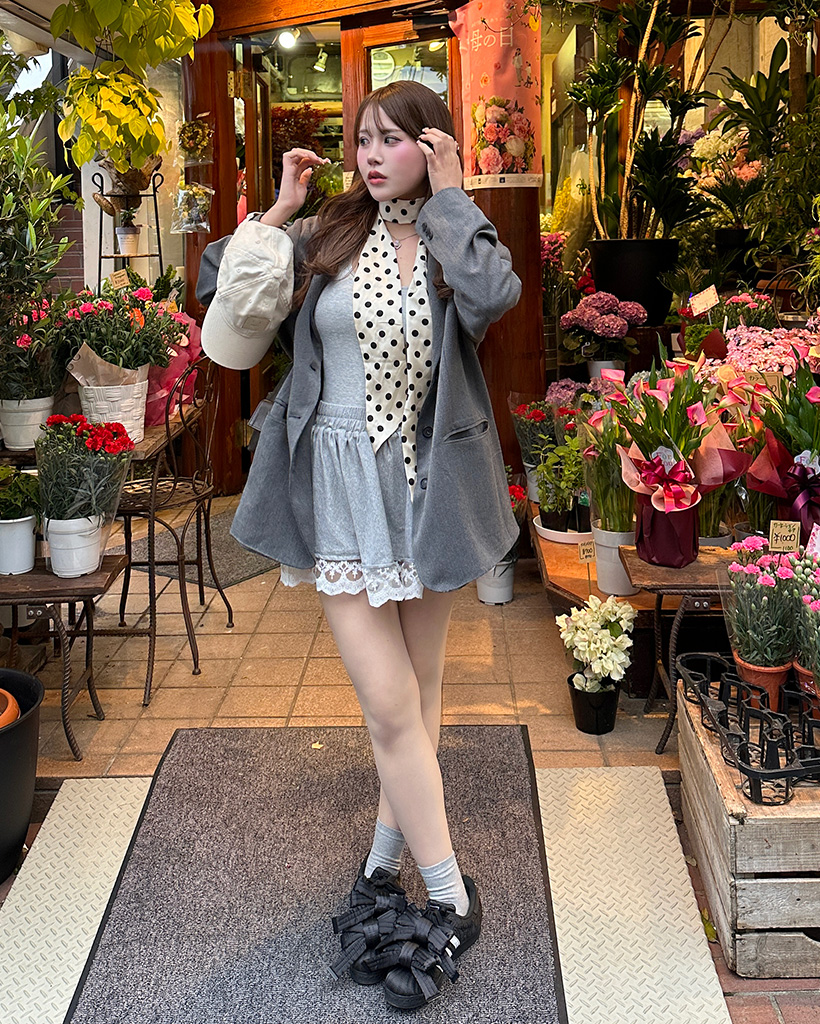 裾レースミニスカート | ファッション通販サイト NUGU