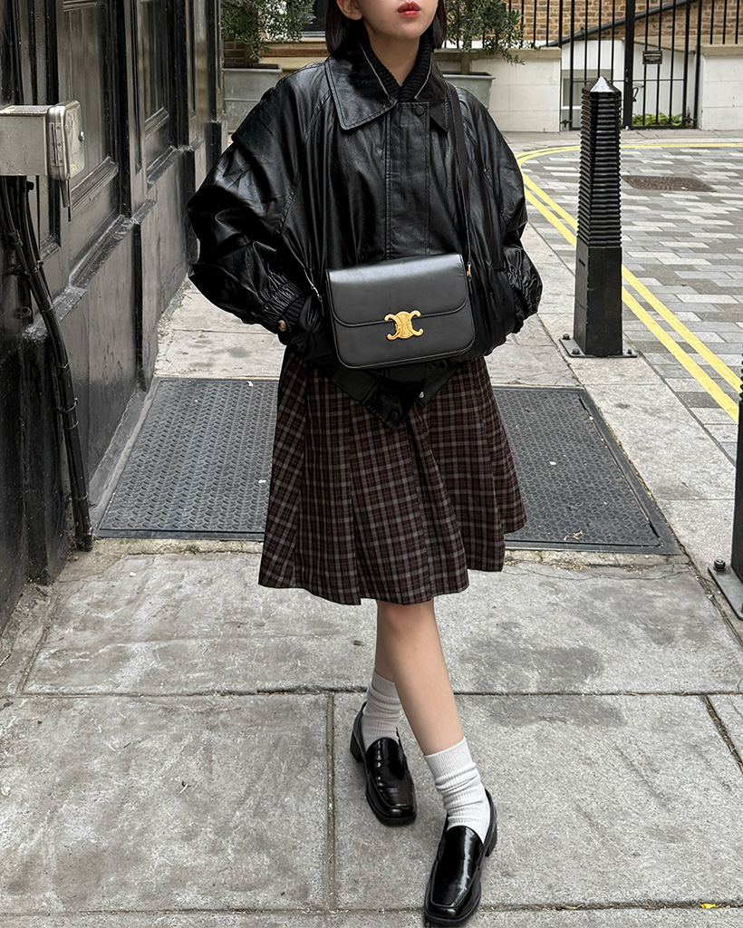 【美品】PIPPICHIC 厚底 ライトソールスクエアトゥローファー 38 チャンキーソール スクエアトゥ コインローファー[品番