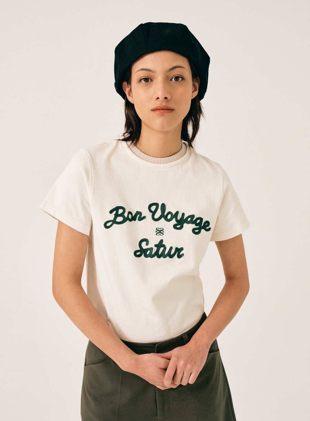 ★人気★【SATUR】★Satur Logo Voyage T-Shir.t★Tシャツ★ ☆韓国の人気☆【SATUR】☆Satur Logo Voyage T-Shirt.s☆