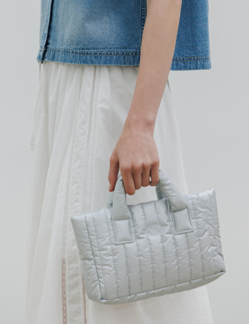 【SIENNE】Mini Padding Bag (Silver) ☆韓国の大人気☆ Mini Padding Bag (Silver) | ファッション通販サイト NUGU