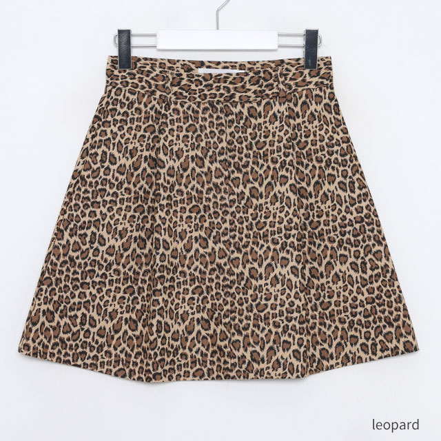 ⭐︎レア⭐︎【新品】 ナヌーシュカ nanushka レオパード柄 サロペット xs ⭐︎レア⭐︎【新品】 ナヌーシュカ nanushka レオパード柄