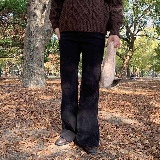 コーデュロイブーツカットパンツ