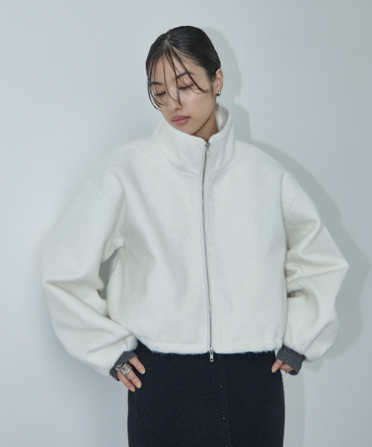 スタンドネックシャギーショートブルゾン | ファッション通販サイト NUGU