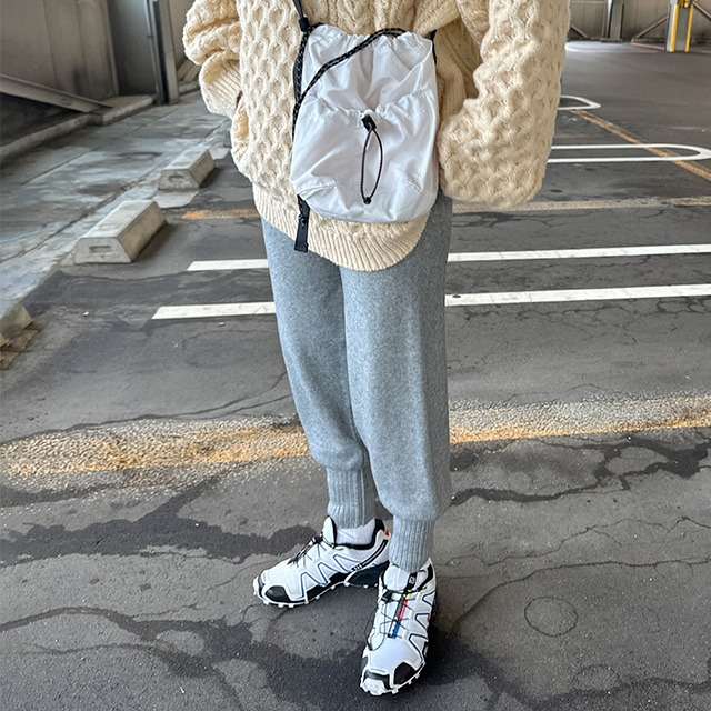 105.ケーブルニットパンツ　NUGU ケーブルニットパンツ | ファッション通販サイト NUGU