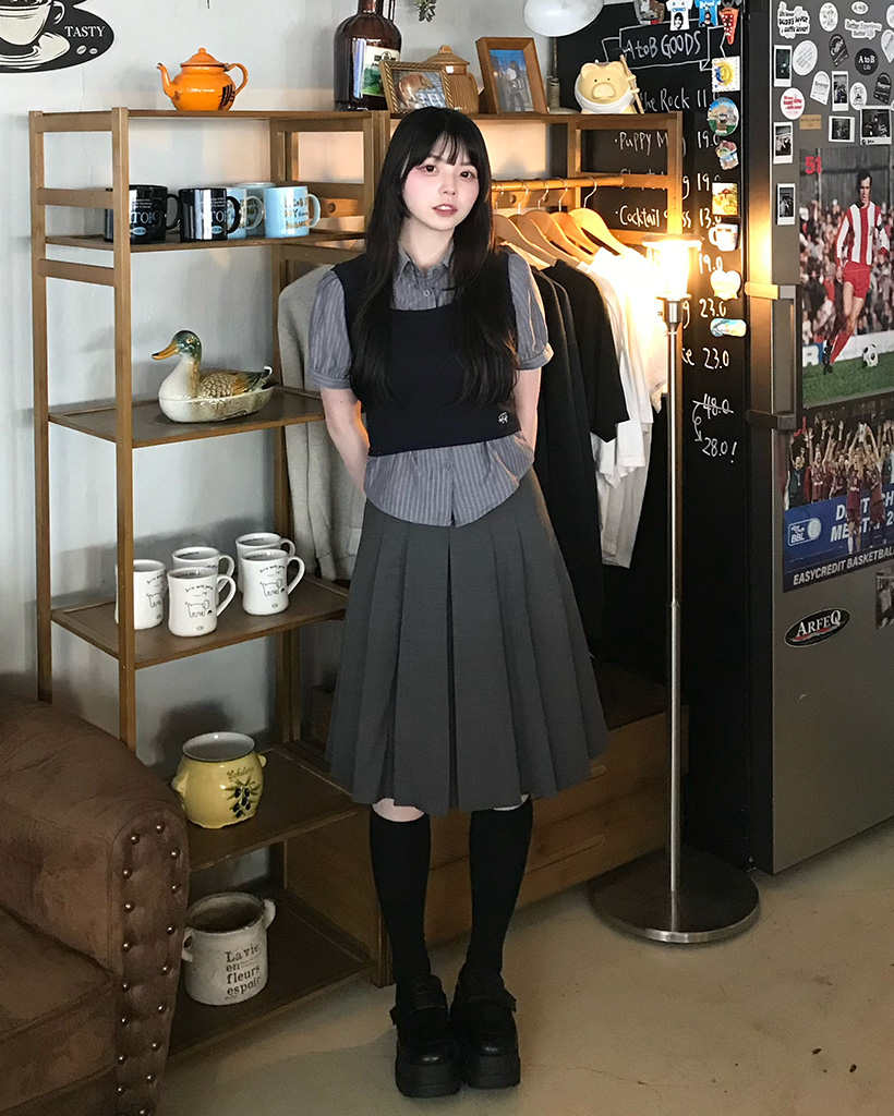 ニットビスチェレイヤードシャツ | ファッション通販サイト NUGU