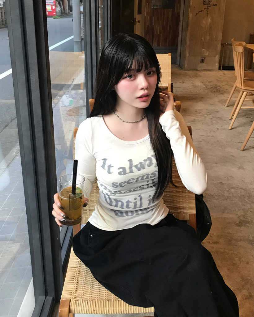 レタリングシースルーTシャツ