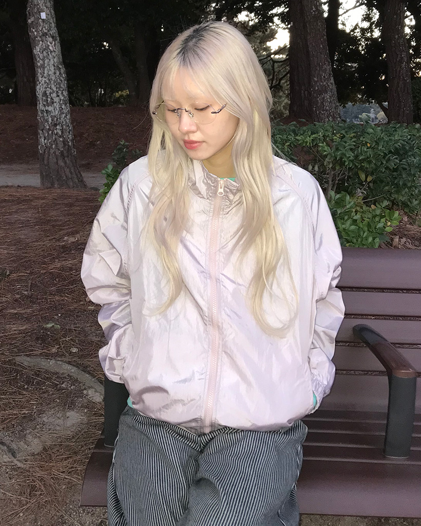 シャイニングウィンドブレーカー