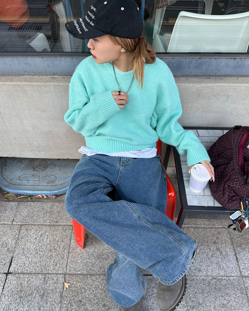 ドロップショルダーウールミックスルーズニットセーター