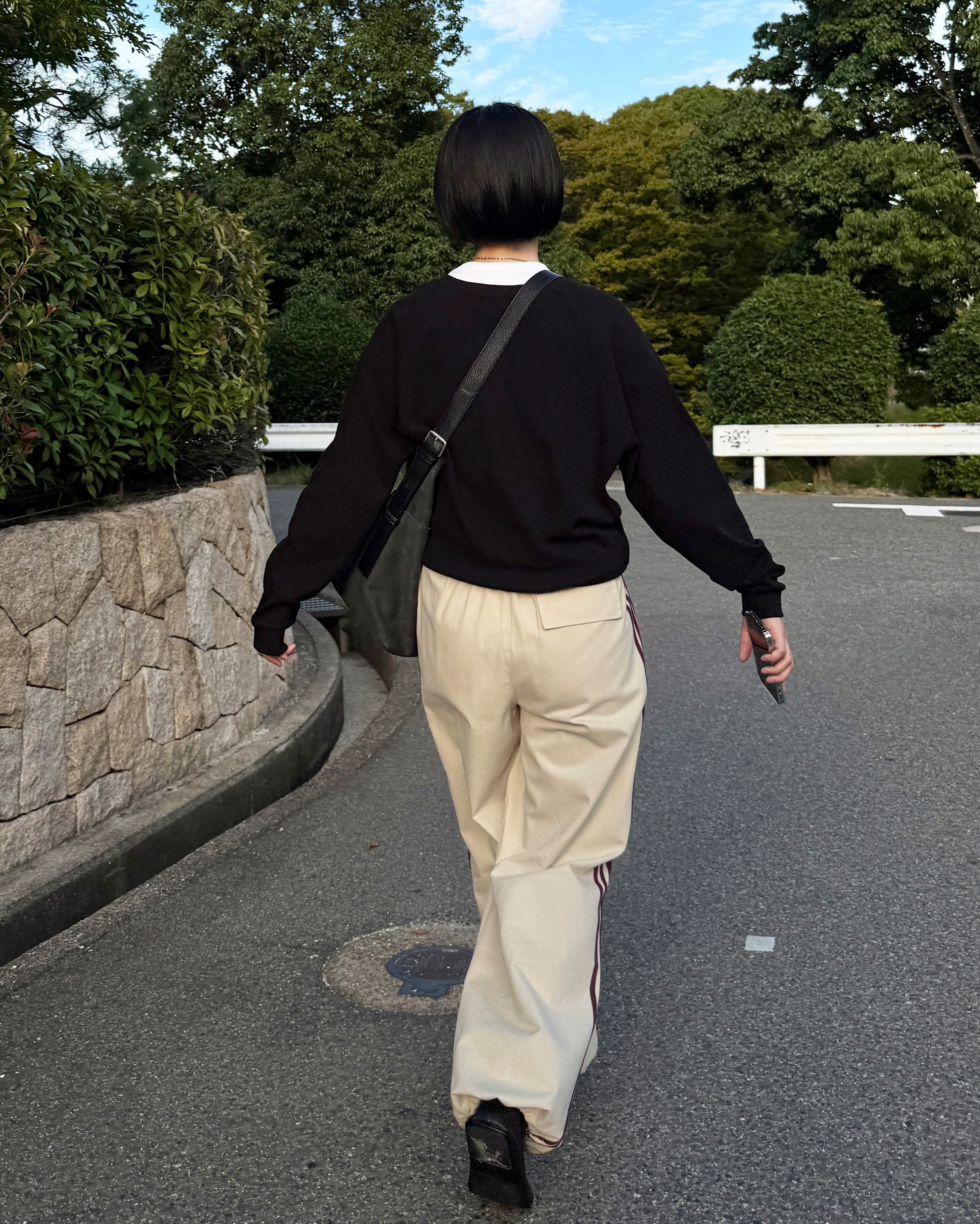 ラインディテールイージーパンツ | ファッション通販サイト NUGU