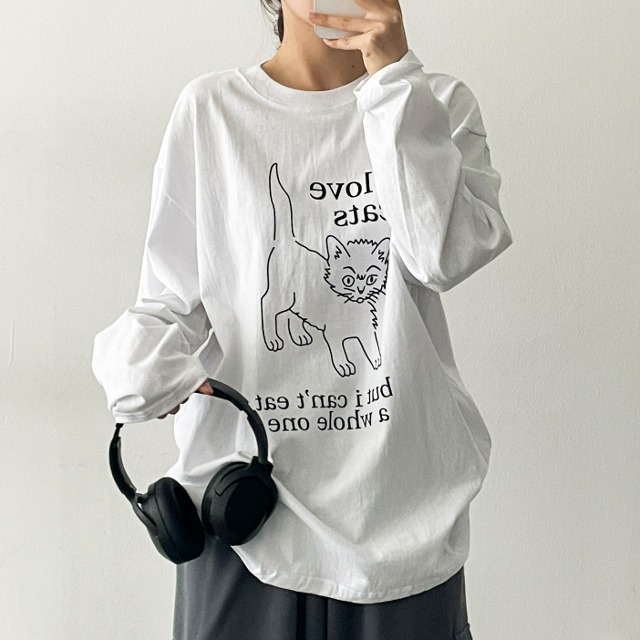 Buttキャット長袖Tシャツ