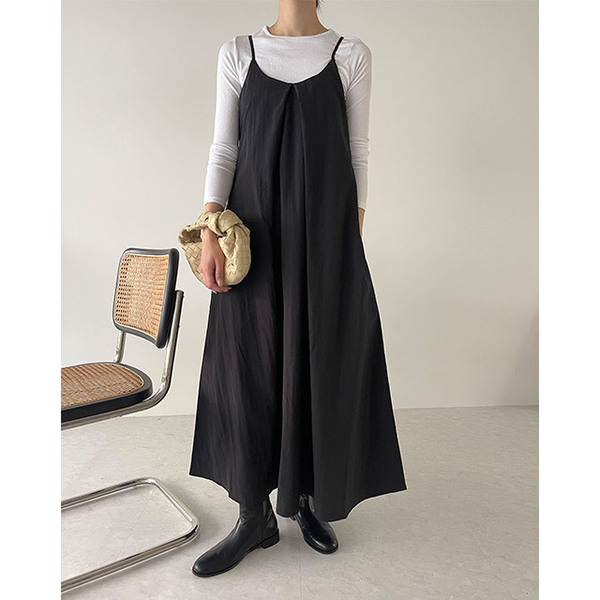 タック入りロングキャミワンピース | ファッション通販サイト NUGU