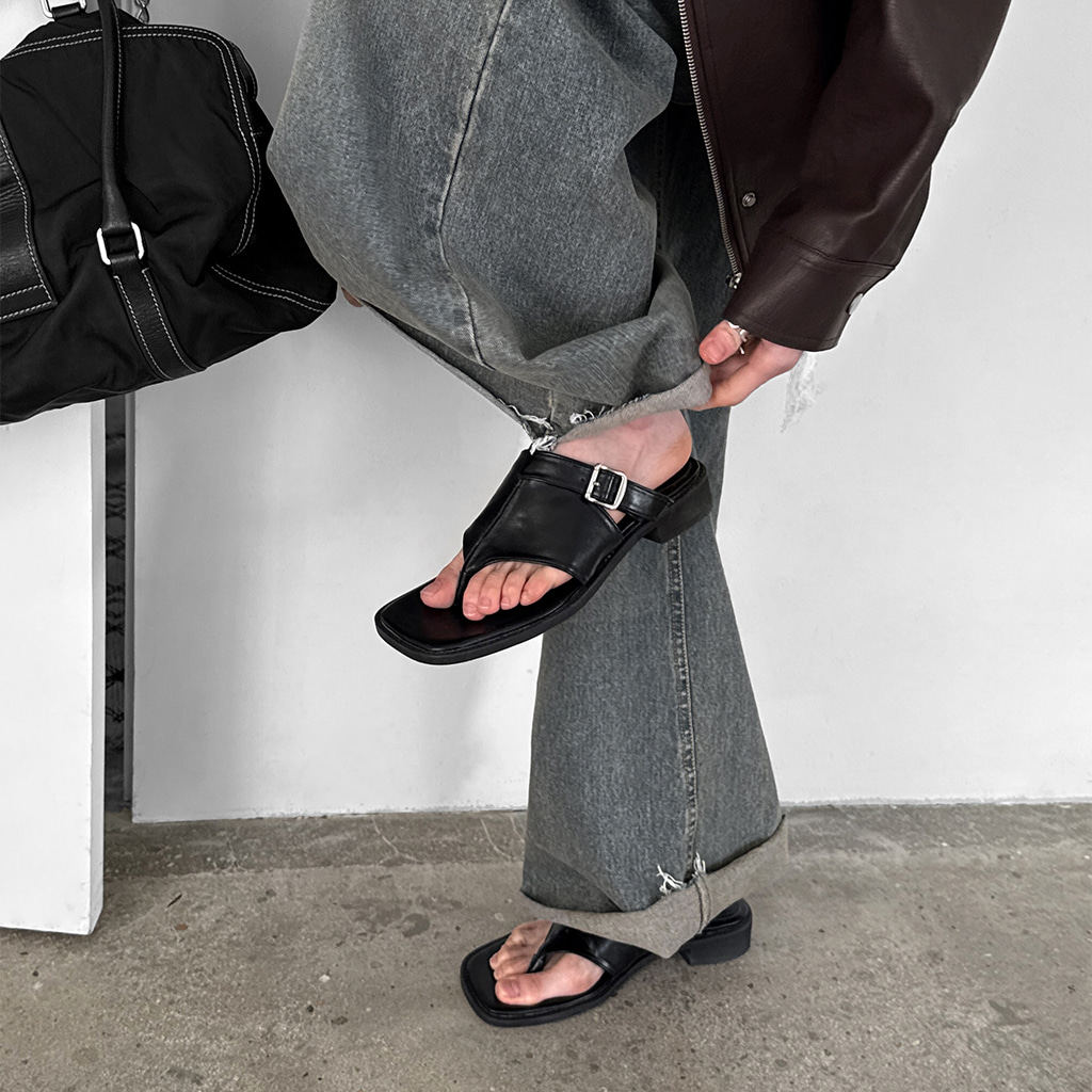 レザー バックル フリップフロップ