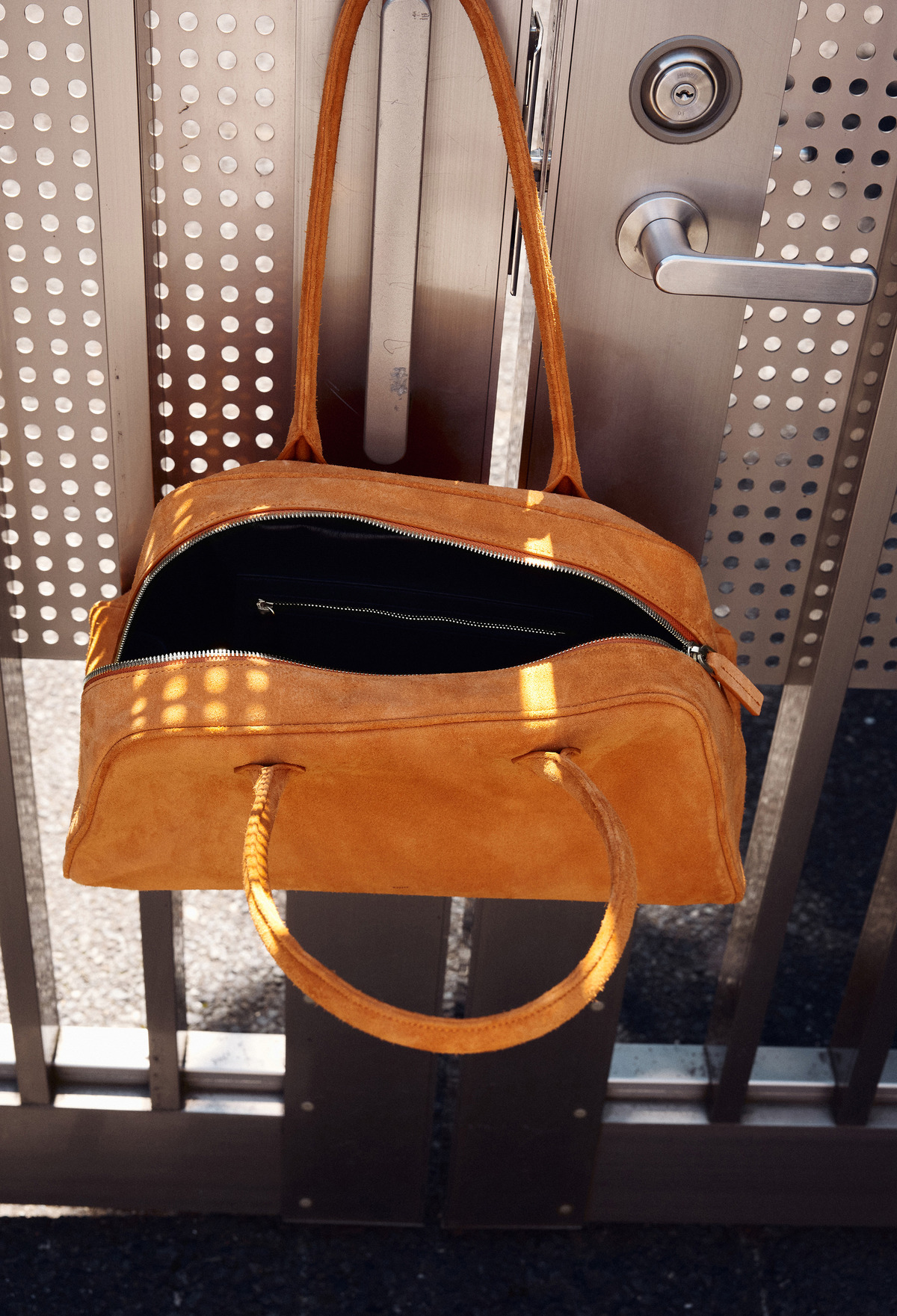 nugu ORR オレンジ レザー ハンドバッグ