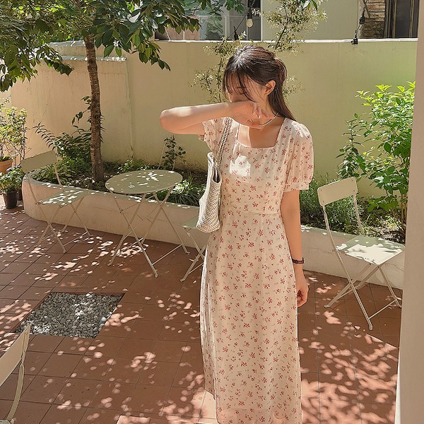 【韓国発ブランド】フラワーシフォンスモックワンピース シフォンフラワープリント ワンピース(ワンピース)｜TO BE CHIC