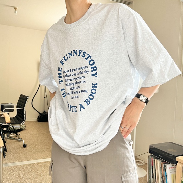 レタリングロゴカジュアルT