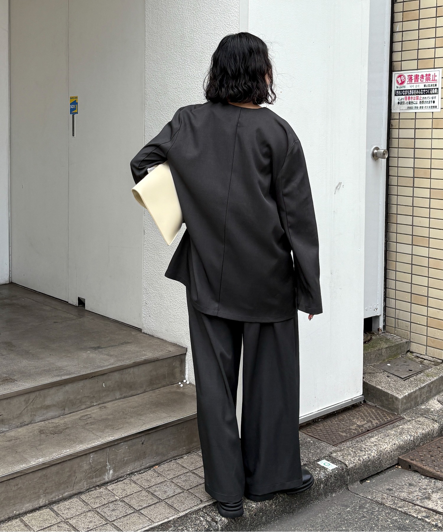 セットアップ可】Vネックプルオーバー | ファッション通販サイト NUGU