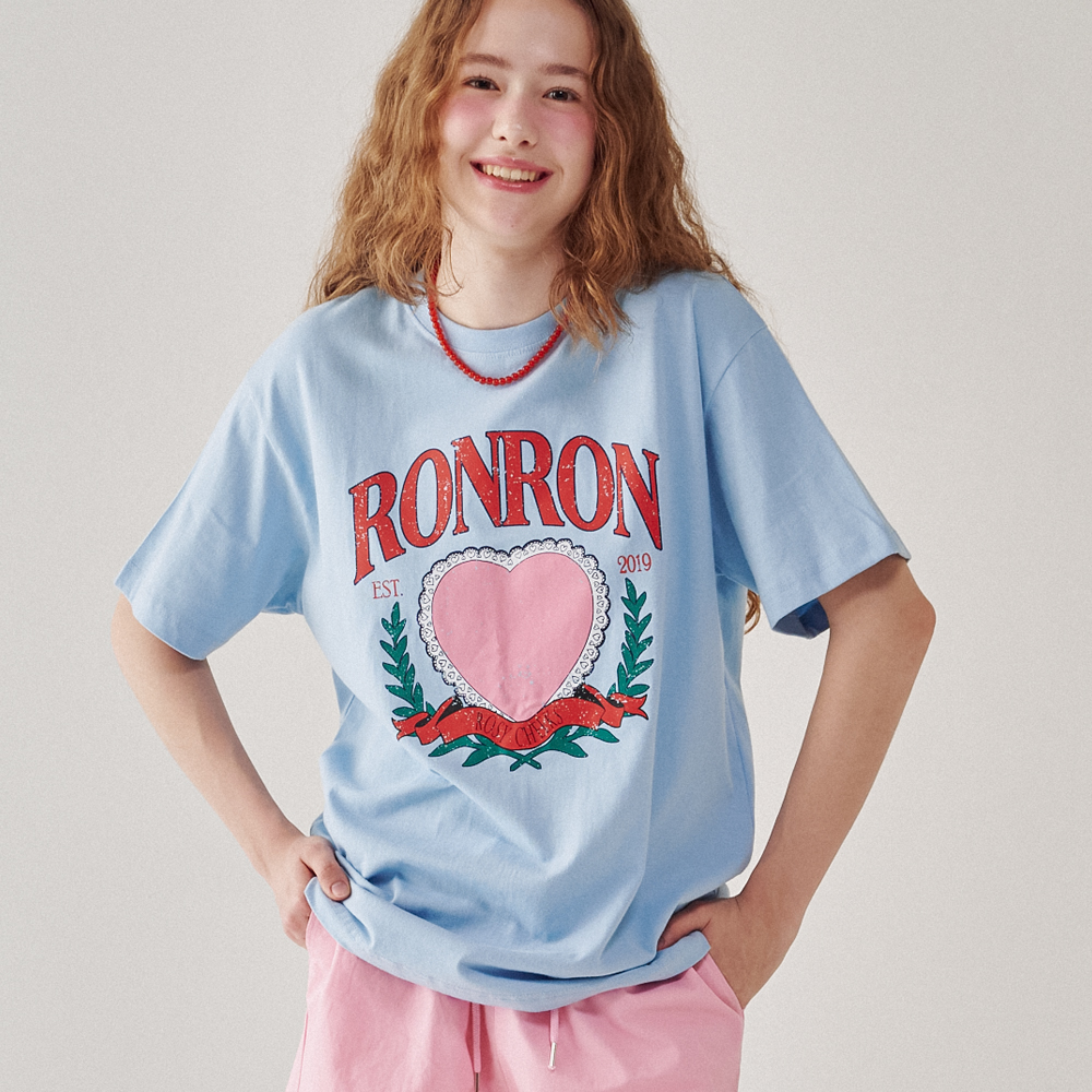 RONRON HEART LAUREL OVER FIT T SHIRT SOFT BLUE