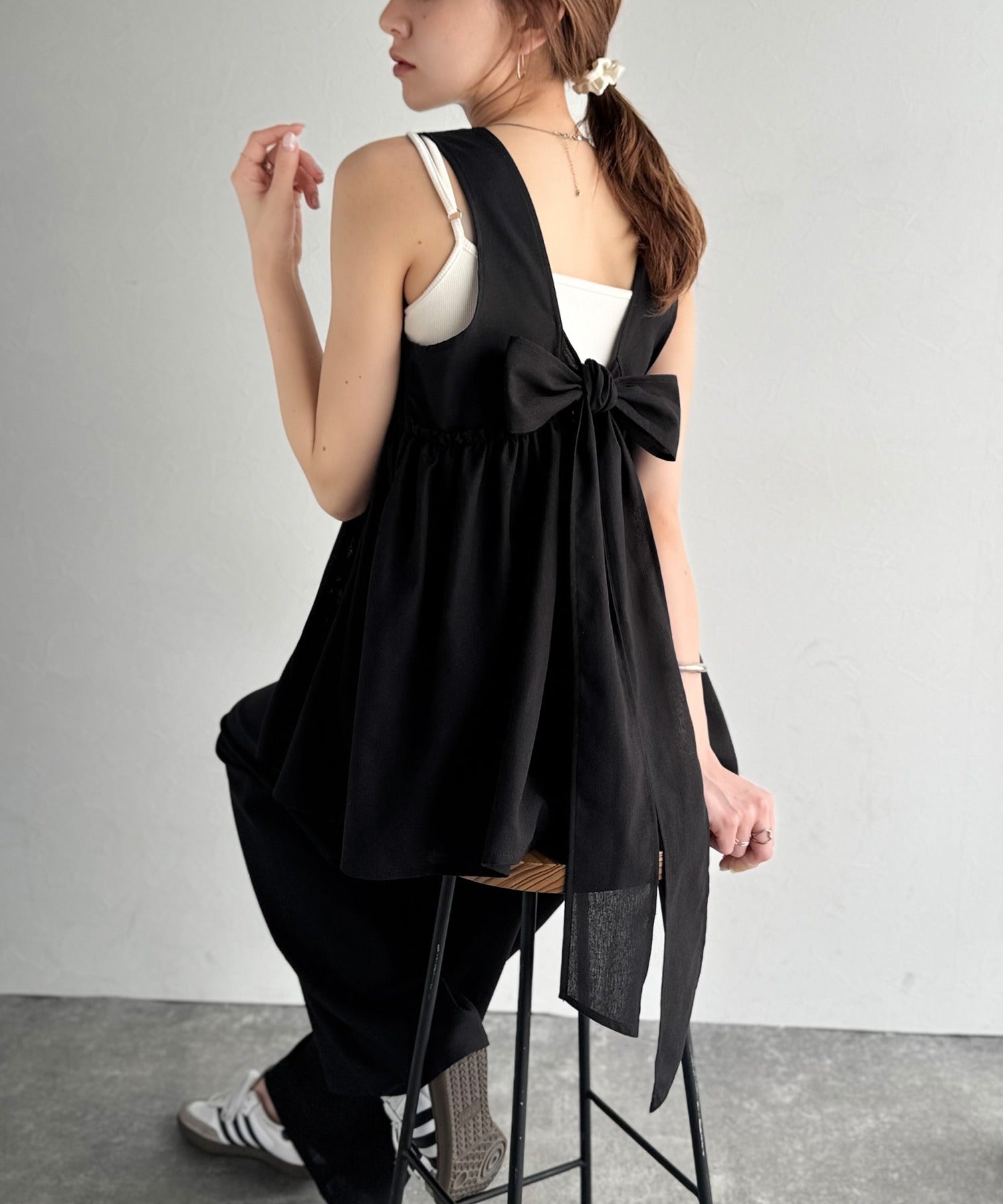 AYA×クラシカルエルフコラボ》洗練された背中で魅せる大人リボン