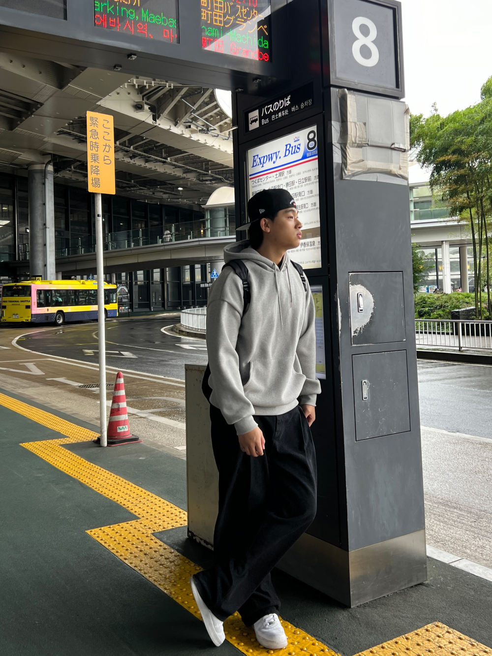 machatt タックテンパードデニム　サイズ38 machatt マチャット 2024SS タック テーパード デニム 38