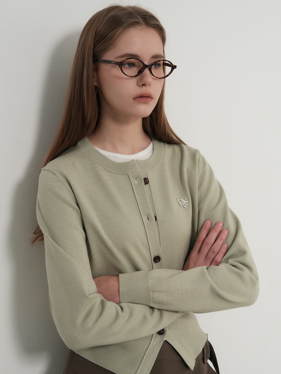 essential crew neck cardigan