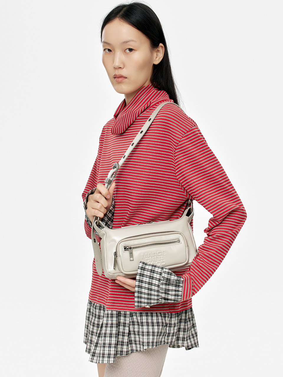 【購入特典】OUTPOCKET HOBO MINI_light grey glossy plain