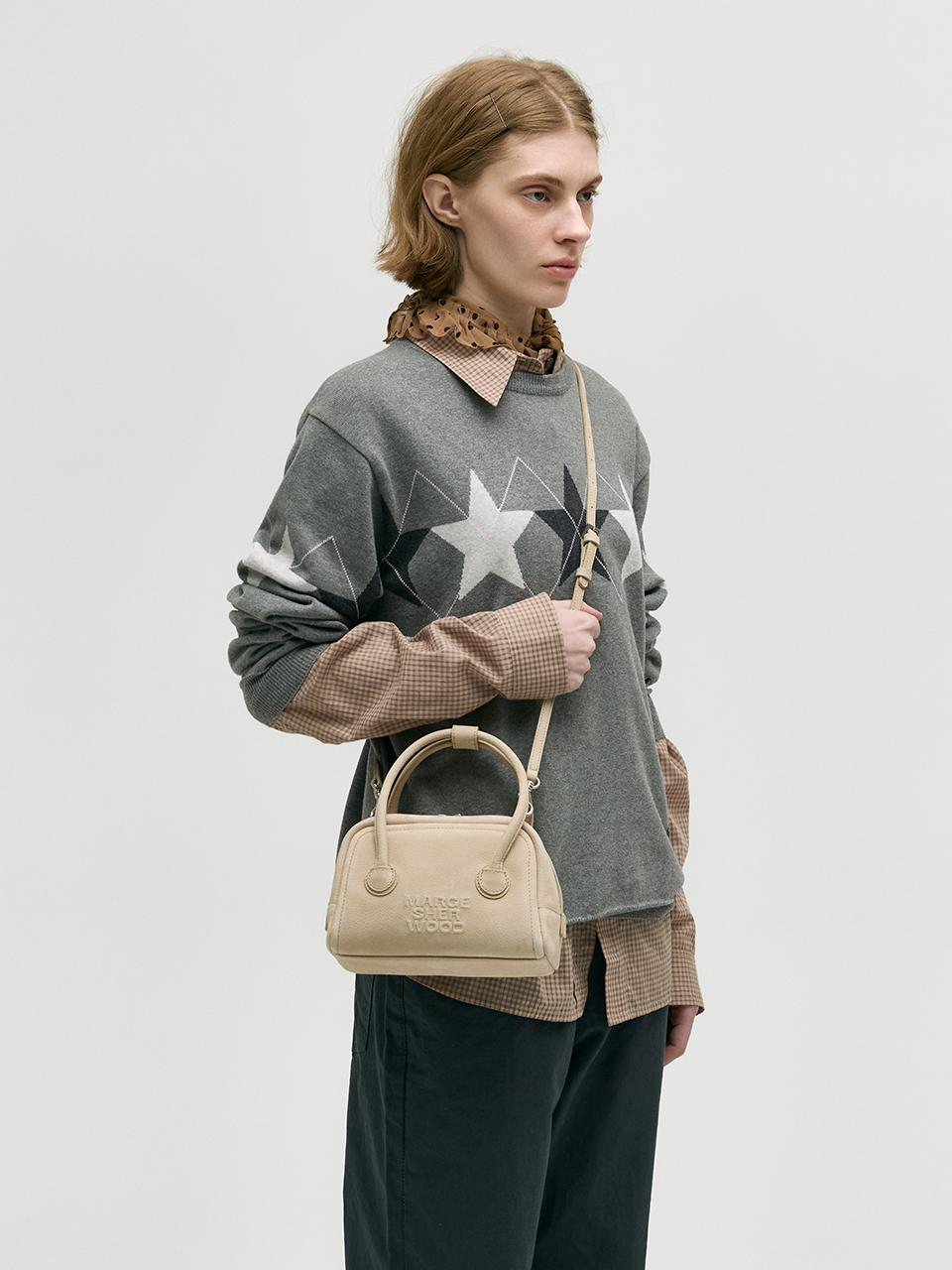 SOFT TOTE MINI_nude nubuck