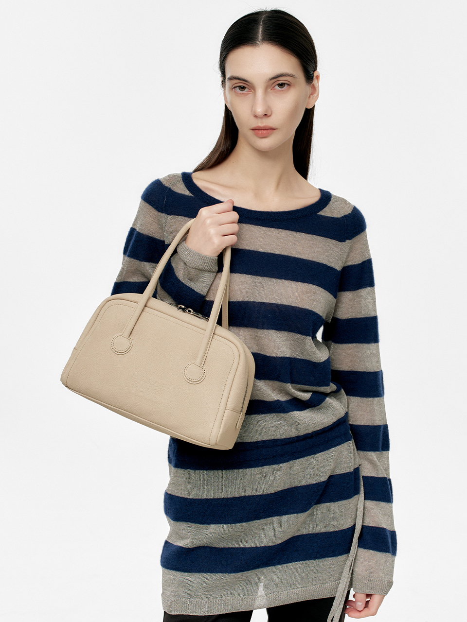 SOFT TOTE_nude nubuck