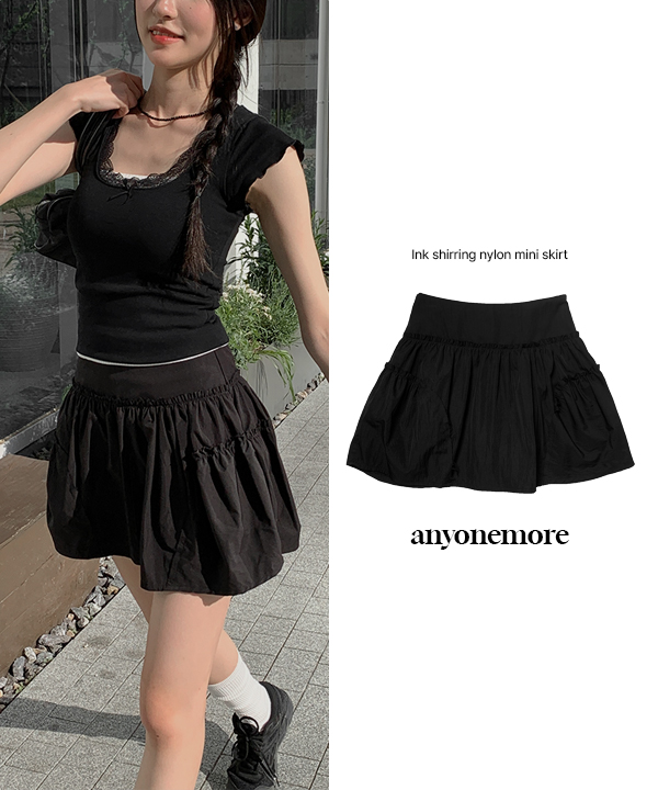 ナイロン混タックシャーリングミニスカート(2color ナイロン混タックシャーリングミニスカート(2color