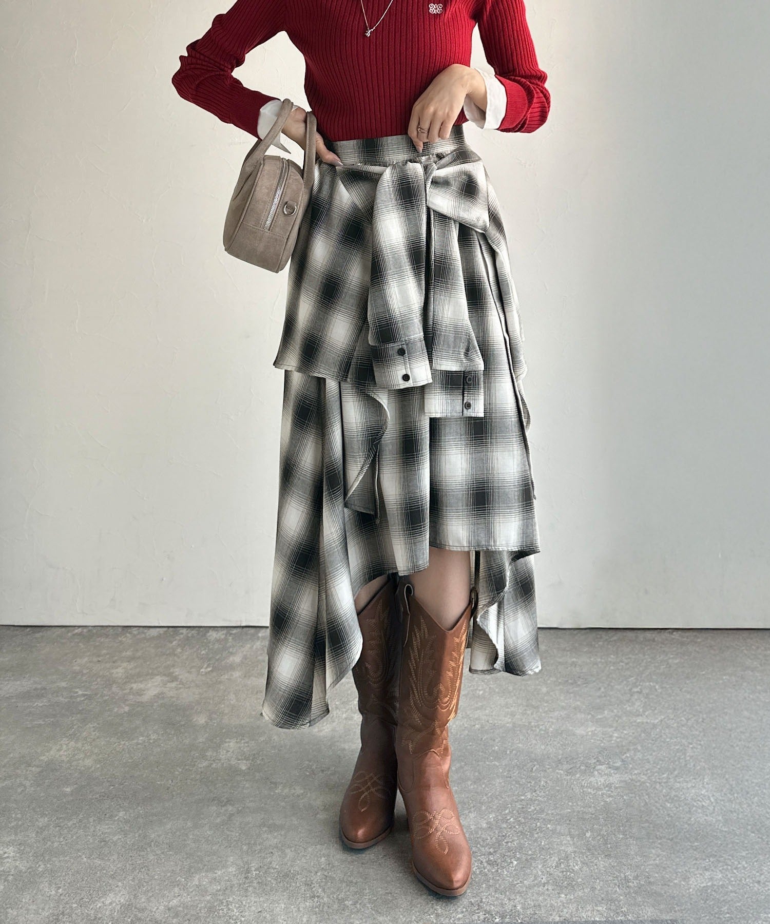 Cornet チェック柄 スカート mily bilet】旬のレイヤード風スタイルが楽しめる！シャツ巻き風