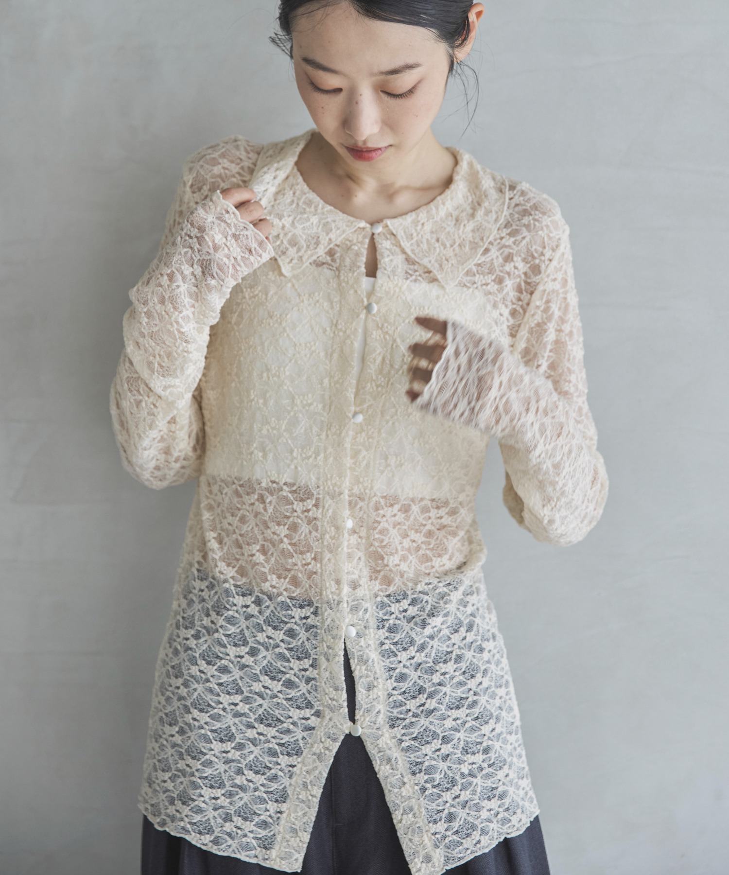 ヴィンテージ テディベア レース襟付き ヴィンテージ テディベア レース襟付き 突き出たお鼻が可愛い