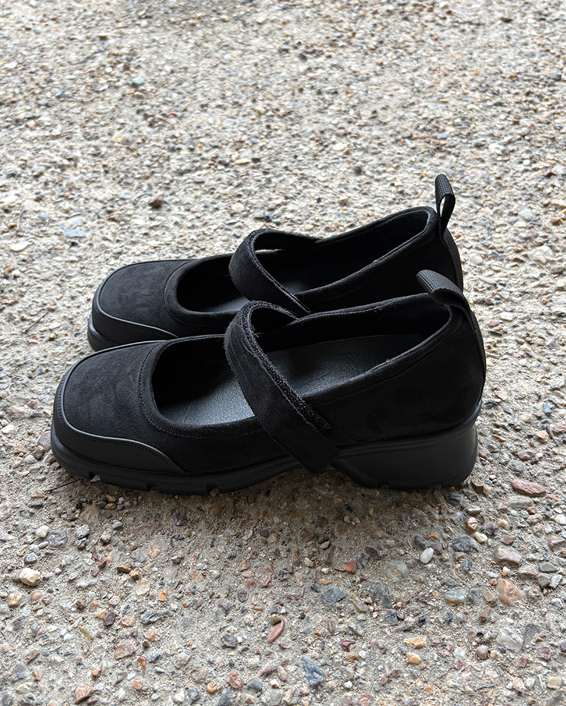 雑誌VERY掲載☆SORELメリージェーンスニーカー本日¥14500に値下げ中☆ セール】軽量厚底 ボリュームソール ストラップ メリージェーン