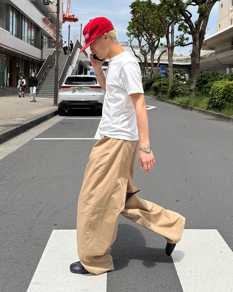 カーブドワイドコットンパンツ