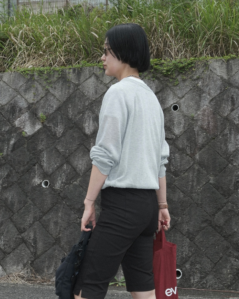 【CMNM】リネン Vネックニット (4色) unisex CMNM】リネン Vネックニット (4色) unisex (ニット・セーター
