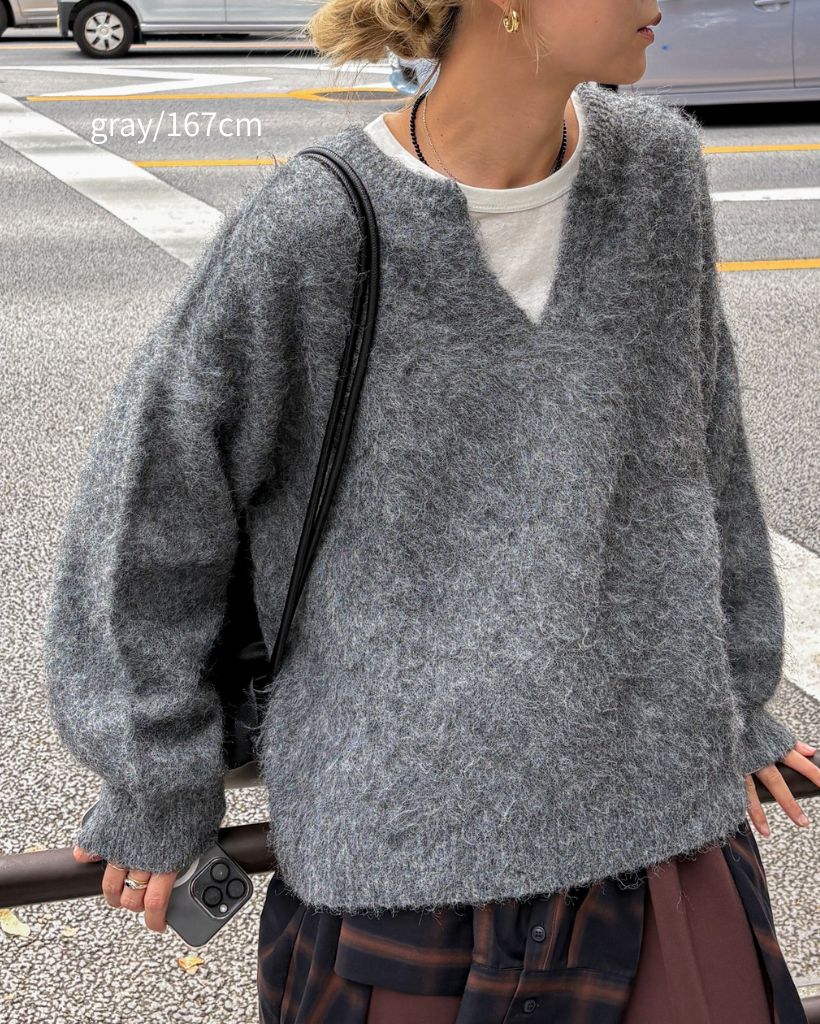 【ハンドウォッシャブル】ウール混起毛キーネックニット