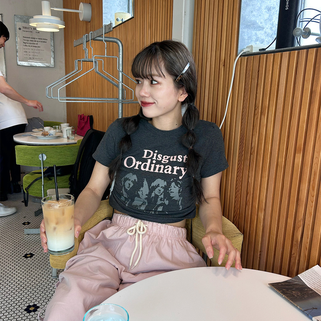 FJORD クロップドTシャツ ミセスロゴTシャツ FJORD(クロップドサイズ) - メルカリ