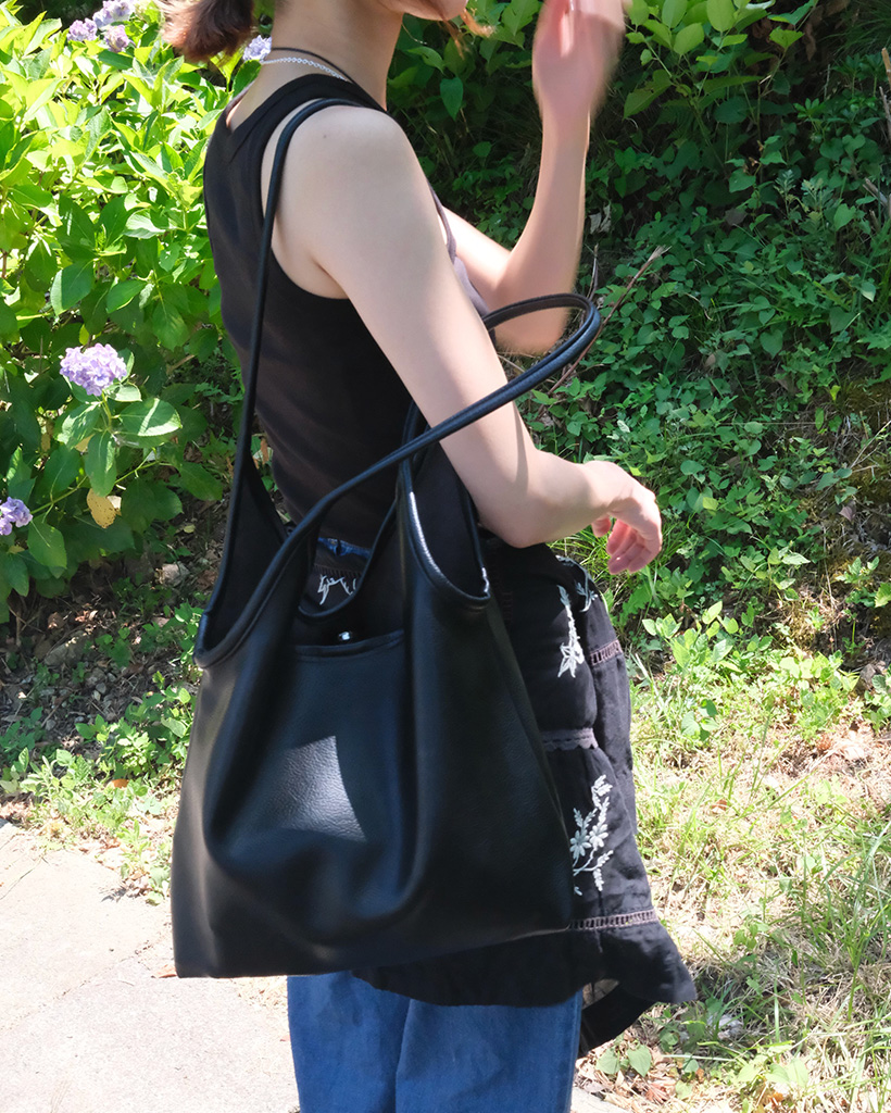 ブラック エコレザーショルダーバッグ 25FW先行予約】TODAYFUL(トゥデイフル)/Ecoleather Shoulder Bag