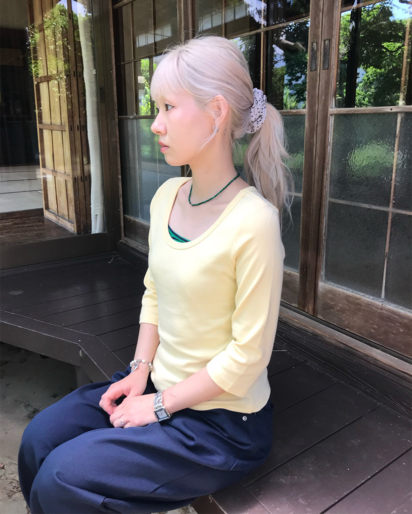 ラウンドネックベーシックTシャツ