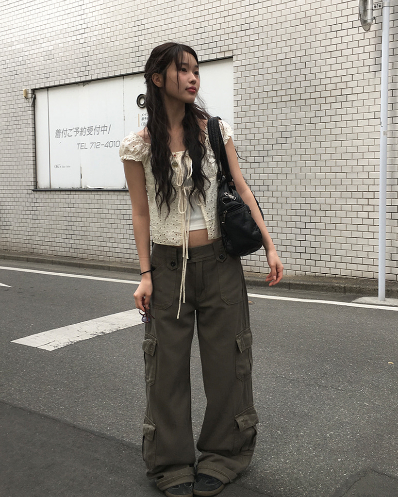 モデル絶賛] Y2Kフラップポケットカーゴワイドパンツ (2color