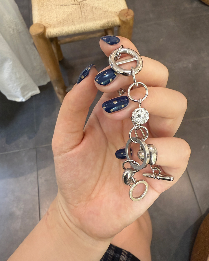 シンプルなベージュと茶色のバングル ペアバングル ステンレス 4SBG007GO&4SBG008SV｜white clover