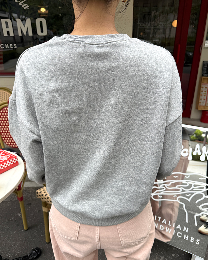 エンブロイダリークロップドスウェットシャツ | ファッション通販