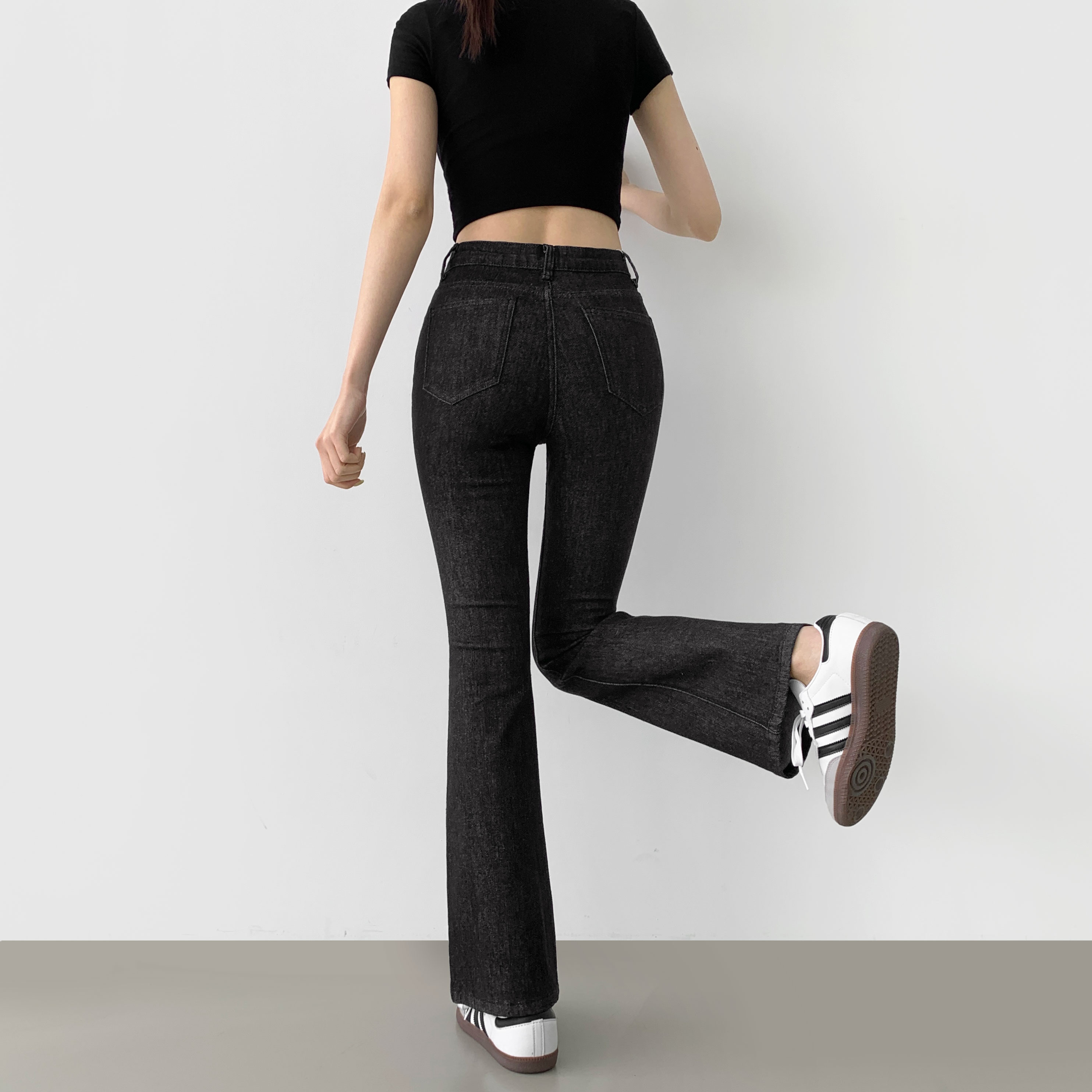スリムセミブーツカットデニムパンツ | ファッション通販サイト NUGU