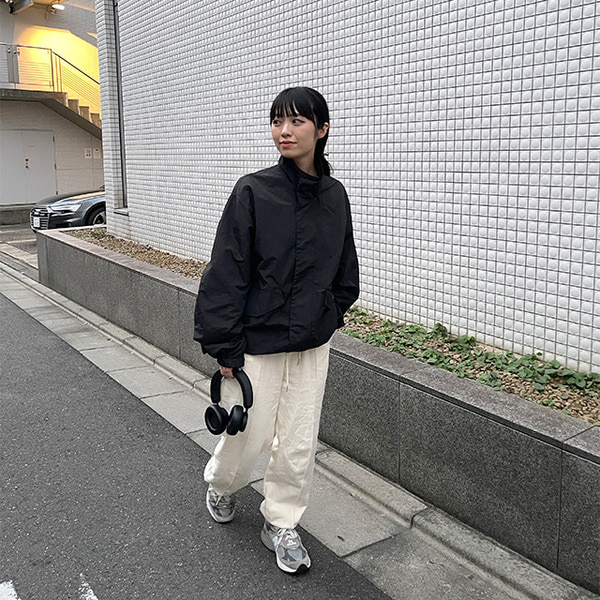 ニルズ　ハイネックウインドブレーカー NILøS ニルズ》ハイネックウインドブレーカー。 | MERCURY