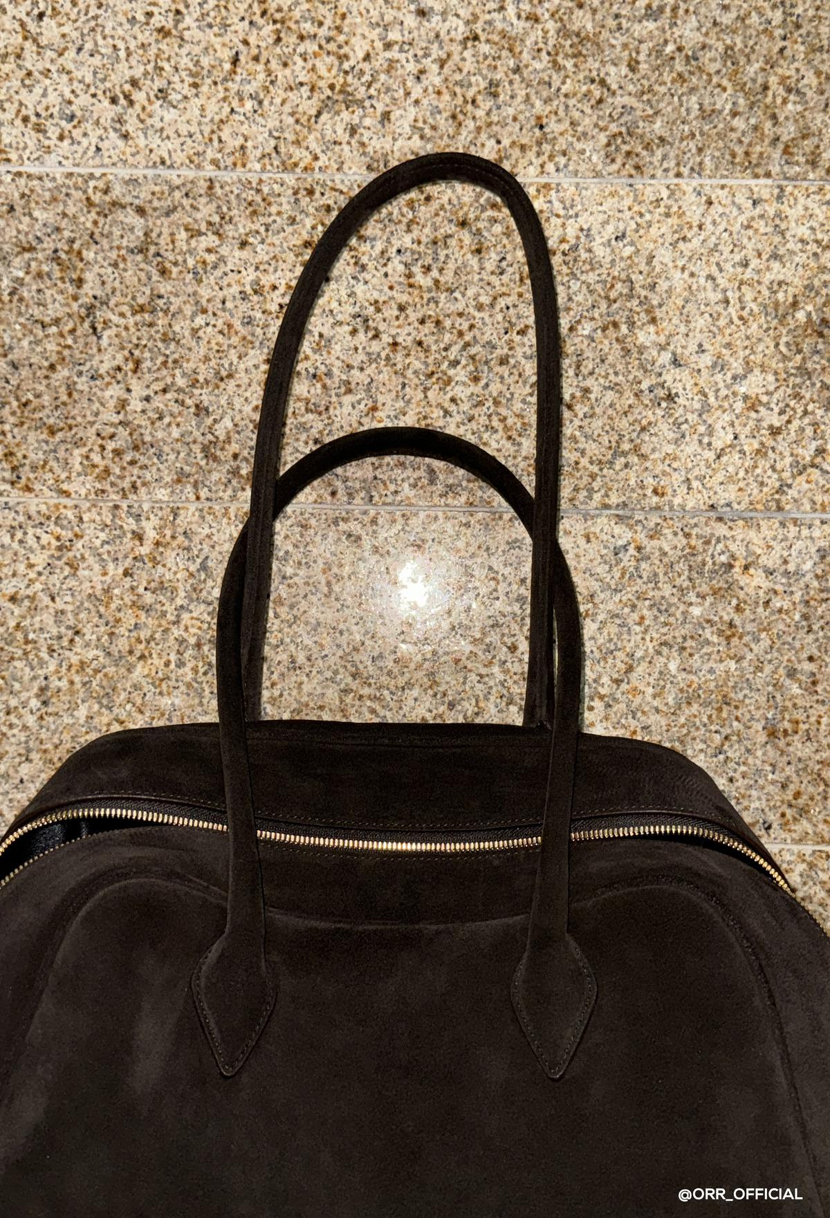 Curvy Bag M - Suede Brown | ファッション通販サイト NUGU