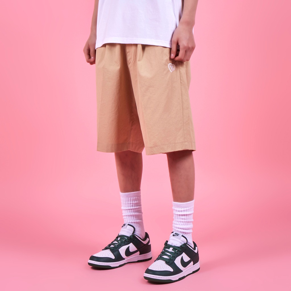 VARZAR Heart Logo Set Up Chino Half Pants NUGU varzar-heart-logo-set-up-chino-half-pants-nugu